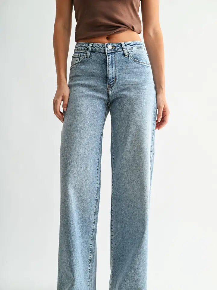 Patch Pocket Wide Leg Denim