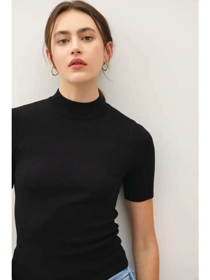 Renae Short Sleeve Mock Neck Sweater