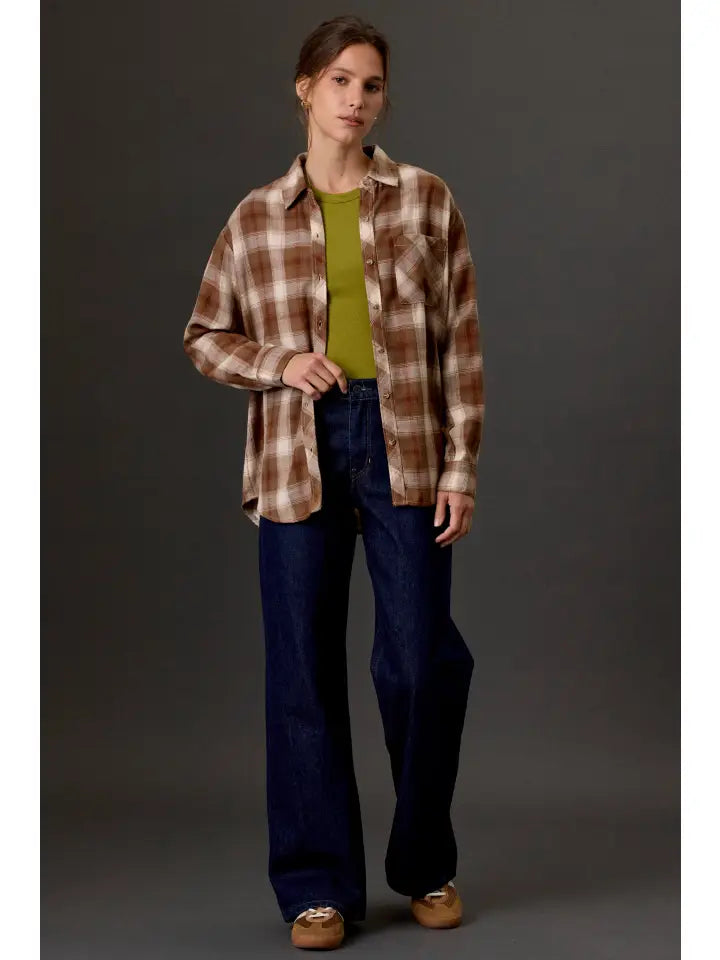 Whit Oversized Brown Flannel