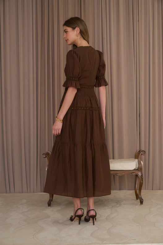 Savannah Sweetheart Neck Midi Dress