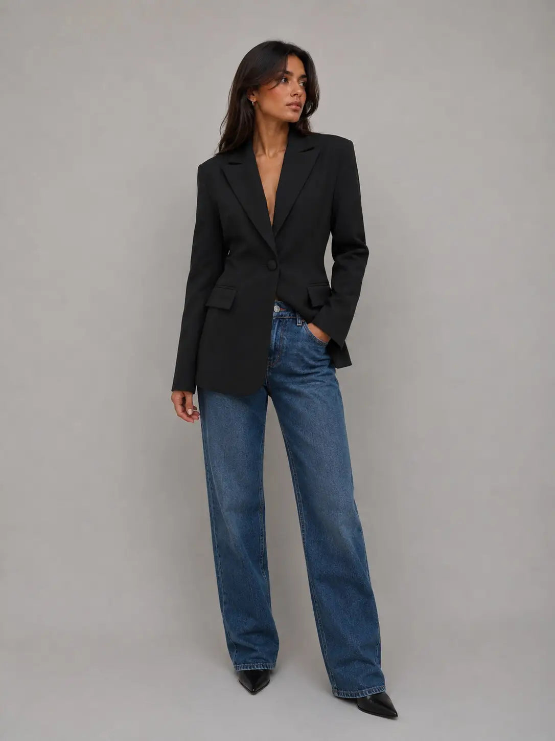 Montrreal Sculpted Blazer