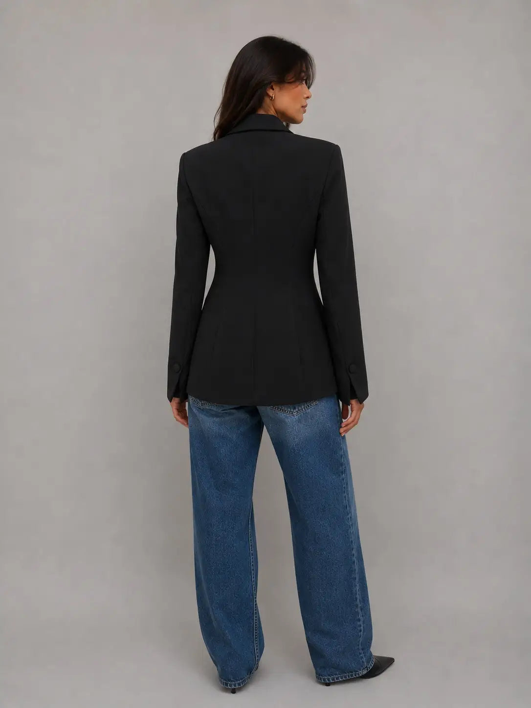Montrreal Sculpted Blazer